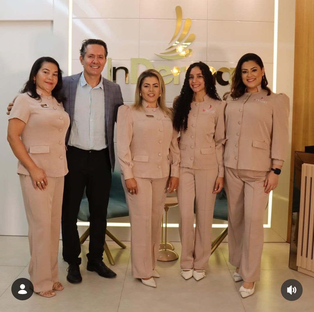 Dr. Juliano Catabriga com a equipe de angiologia